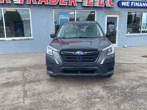 Used 2022 Subaru Forester AWD/4WD image 3