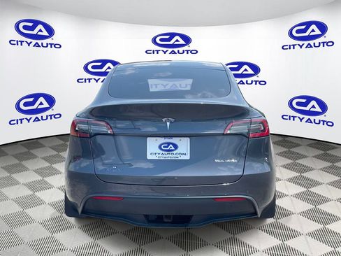 Used 2021 Tesla Model Y Long Range AWD/4WD image 5
