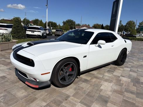 Used 2022 Dodge Challenger R/T w/ Blacktop Package RWD image 6