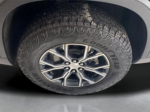 New 2025 GMC Acadia AT4 image 23