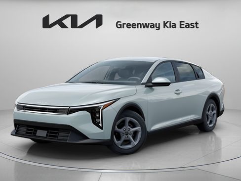 Certified 2025 Kia K4 FWD image 3