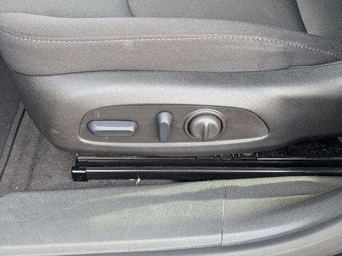 Used 2024 Chevrolet Malibu LT image 26