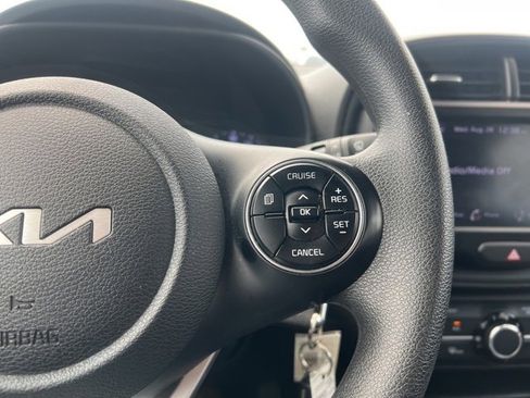 Used 2022 Kia Soul LX w/ Technology Package image 27