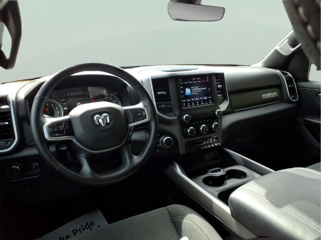 Used 2020 RAM 1500 Big Horn AWD/4WD image 13