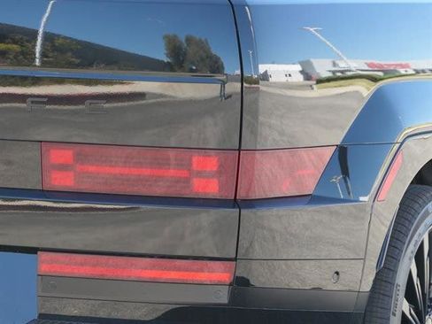 New 2024 Hyundai Santa Fe Calligraphy image 4