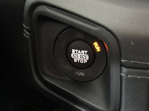 Used 2024 Jeep Wrangler Unlimited Sahara AWD/4WD image 21