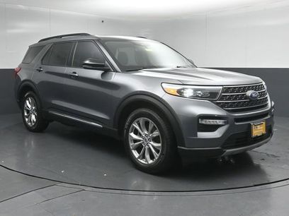Certified 2023 Ford Explorer XLT w/ Equipment Group 202A
