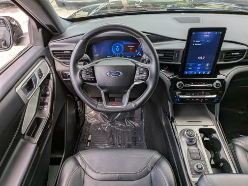 Used 2023 Ford Explorer ST w/ Equipment Group 401A AWD/4WD image 18
