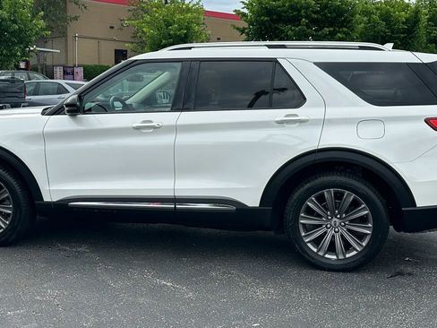 Used 2020 Ford Explorer Limited w/ Class III Trailer Tow Package AWD/4WD image 9