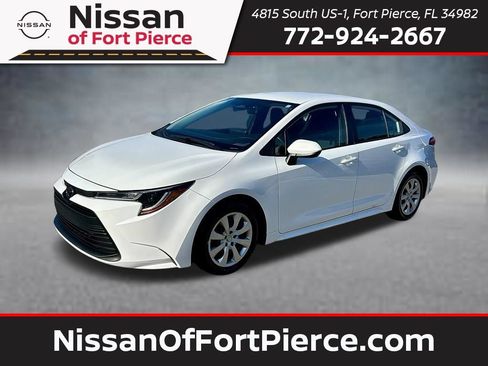 Used 2024 Toyota Corolla LE FWD image 1