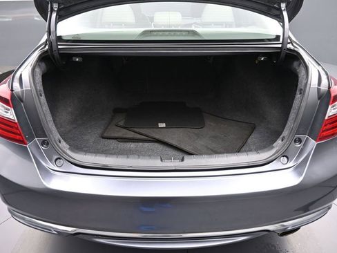 Certified 2017 Honda Accord EX-L image 22