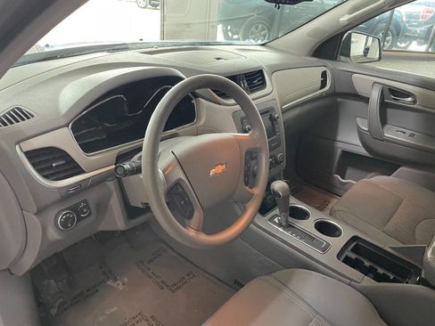 Used 2016 Chevrolet Traverse LS image 18