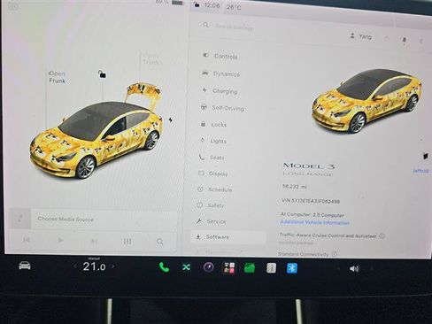 Used 2018 Tesla Model 3 Long Range RWD image 4