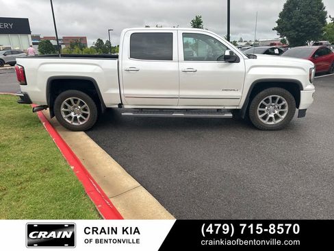Used 2018 GMC Sierra 1500 Denali AWD/4WD image 3