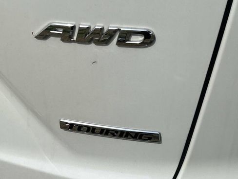 Used 2019 Honda CR-V Touring image 8