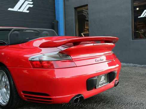 Used 2004 Porsche 911 Turbo image 8