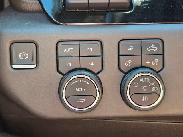 Used 2022 Chevrolet Silverado 1500 LTZ w/ LTZ Premium Package AWD/4WD image 20