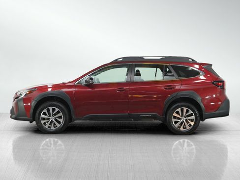 Used 2024 Subaru Outback Premium AWD/4WD image 2