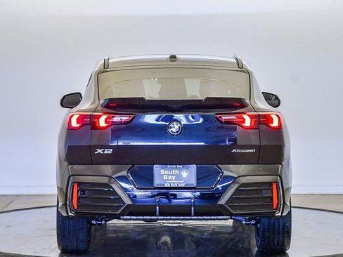 New 2026 BMW X2 xDrive28i w/ Technology Package image 3