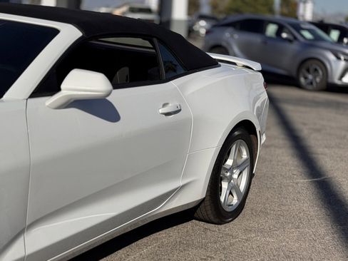 Used 2020 Chevrolet Camaro LT image 9
