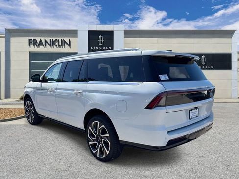 New 2026 Lincoln Navigator L Reserve AWD/4WD image 5