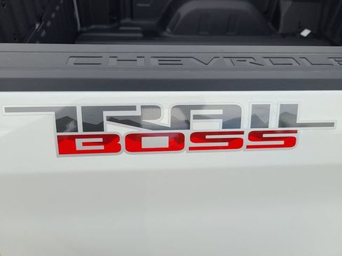 New 2026 Chevrolet Silverado 1500 LT Trail Boss w/ LT Trail Boss Premium Package AWD/4WD image 33