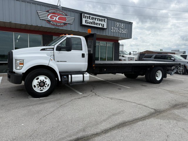 Used 2019 Ford F650 2WD Regular Cab Super Duty image 2