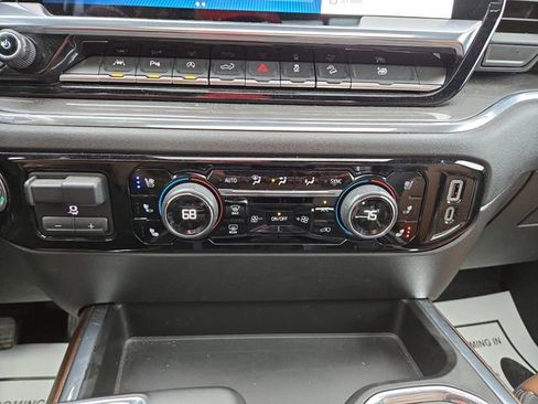 Used 2024 Chevrolet Silverado 1500 High Country w/ Technology Package AWD/4WD image 26