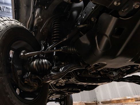 Used 2020 Toyota Tacoma SR5 image 12