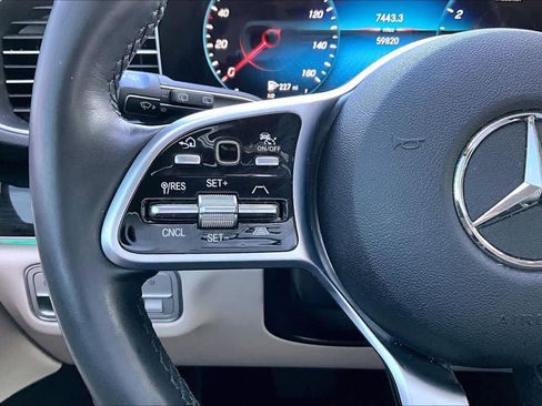 Used 2022 Mercedes-Benz GLE 450 4MATIC image 21