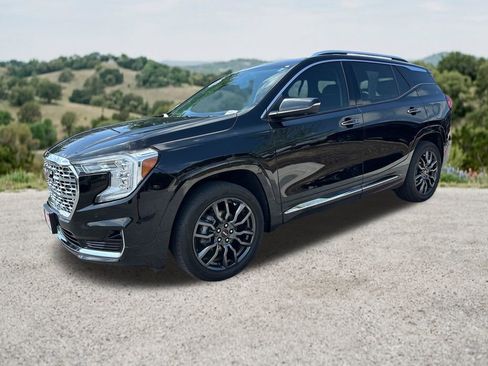 Certified 2024 GMC Terrain Denali w/ Black Diamond Edition AWD/4WD image 3