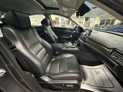Used 2021 Honda Accord EX-L image 22