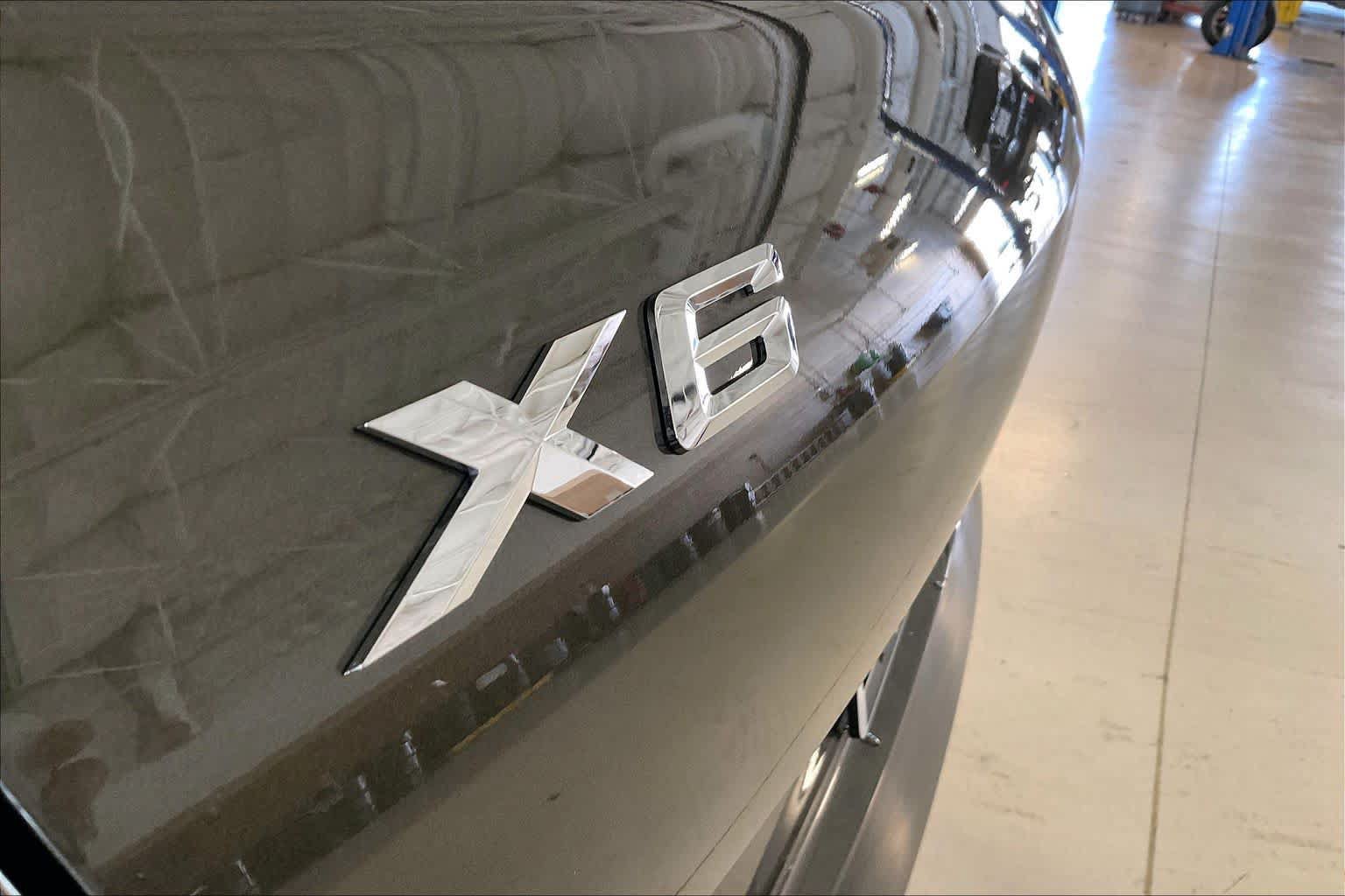 New 2027 BMW X6 xDrive40i w/ Climate Comfort Package AWD/4WD image 15