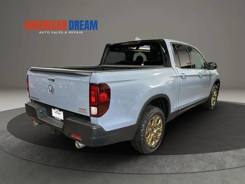 Used 2023 Honda Ridgeline Sport image 5