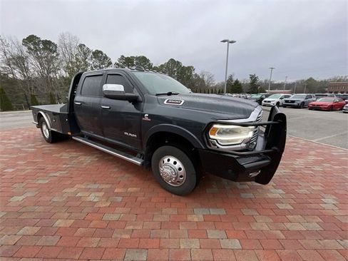 Used 2019 RAM 3500 Laramie image 25