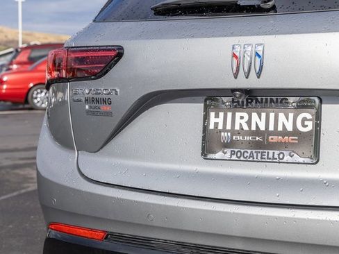 Certified 2025 Buick Envision Sport Touring image 22