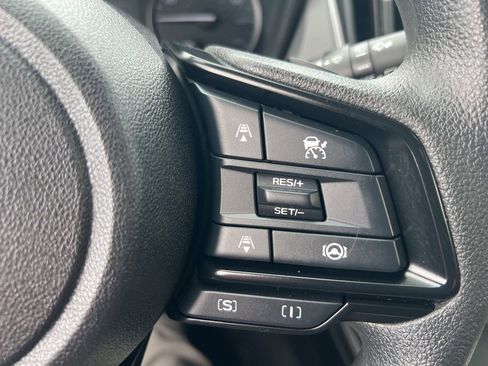 Used 2024 Subaru Crosstrek 2.0i Premium image 60