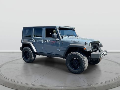 Used 2015 Jeep Wrangler Unlimited Sport AWD/4WD image 2