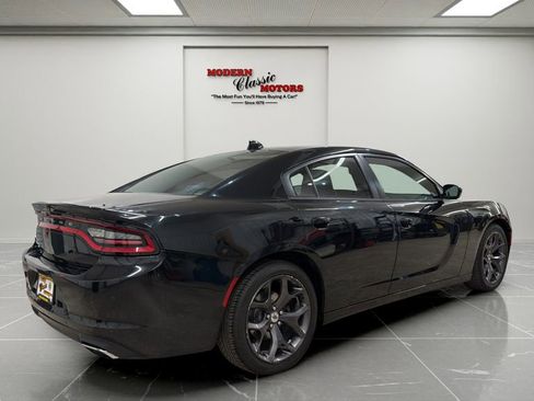 Used 2017 Dodge Charger SXT w/ Rallye Group RWD image 7