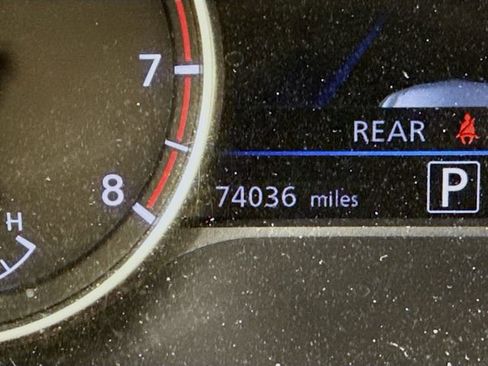 Certified 2021 Nissan Sentra SR image 32