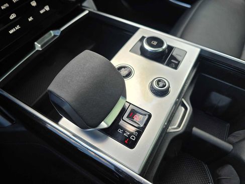 Used 2023 Land Rover Range Rover SE image 30