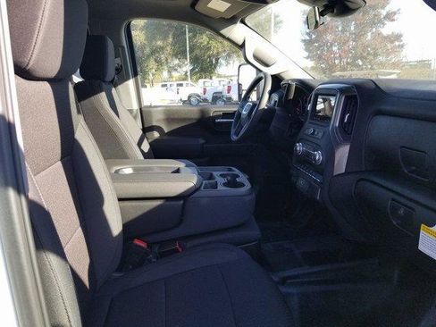 New 2025 GMC Sierra 2500 Pro w/ Convenience Package image 12