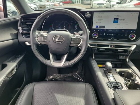Used 2023 Lexus RX 350 Premium Plus w/ Accessory Package AWD/4WD image 10