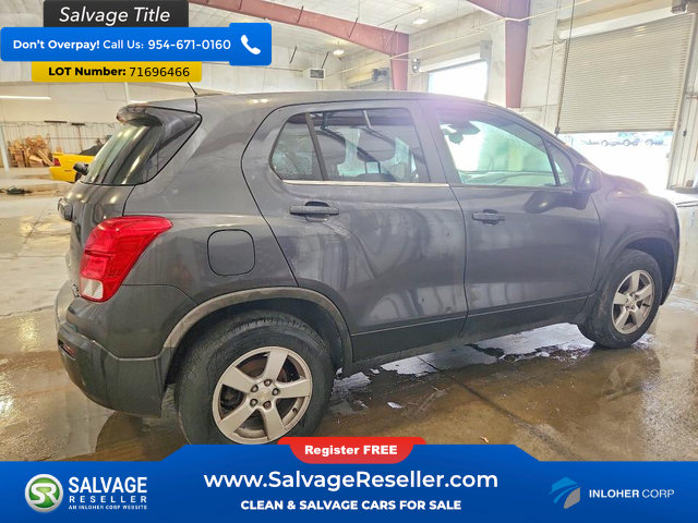 Used 2016 Chevrolet Trax LS AWD/4WD image 4