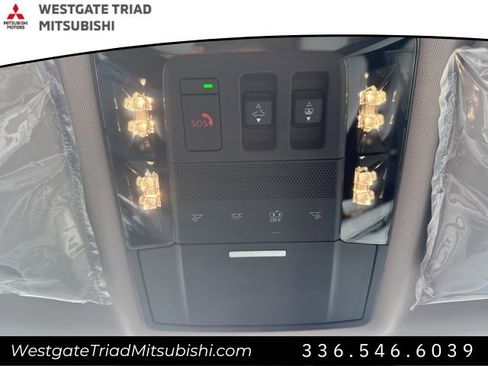 New 2026 Mitsubishi Outlander SE FWD image 25