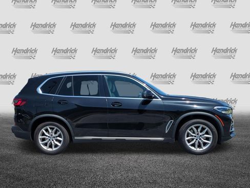 Used 2021 BMW X5 xDrive40i w/ Premium Package image 11