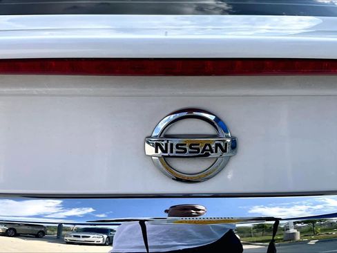 Used 2012 Nissan Sentra 2.0 SL w/ Special Value Pkg FWD image 30