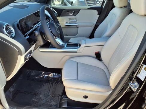 New 2025 Mercedes-Benz GLA 250 4MATIC image 14