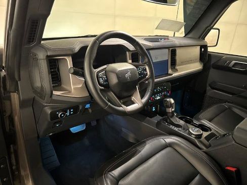 Certified 2025 Ford Bronco Outer Banks AWD/4WD image 5