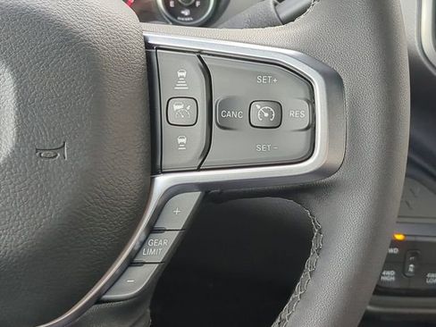 New 2026 RAM 2500 Big Horn AWD/4WD image 30